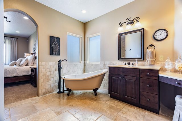 4308 Willow View Lane NW, Albuquerque, NM 87120