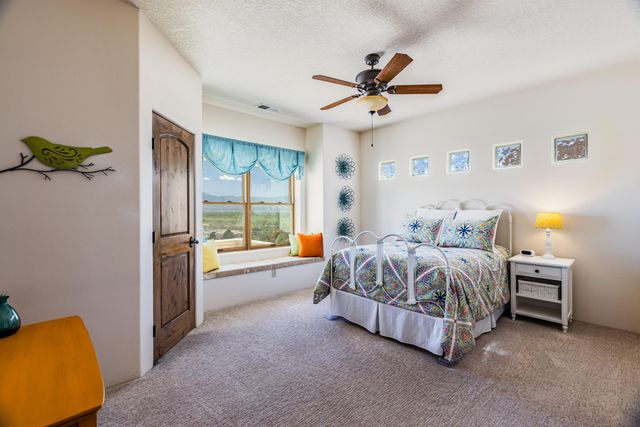 4308 Willow View Lane NW, Albuquerque, NM 87120