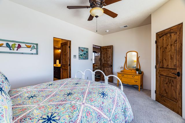 4308 Willow View Lane NW, Albuquerque, NM 87120