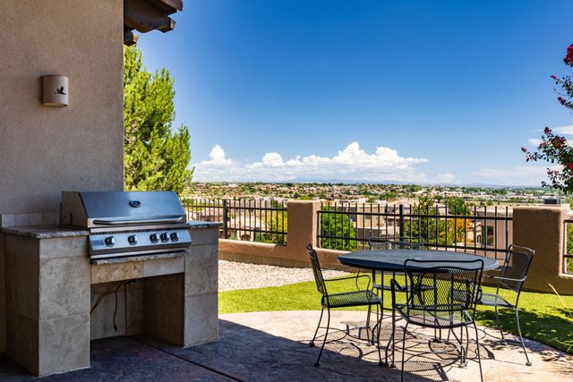 4308 Willow View Lane NW, Albuquerque, NM 87120