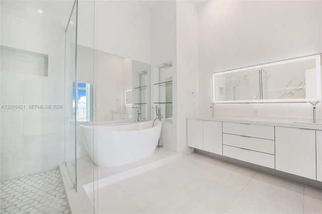495 BRICKELL AVE 4101, Miami, FL 33131