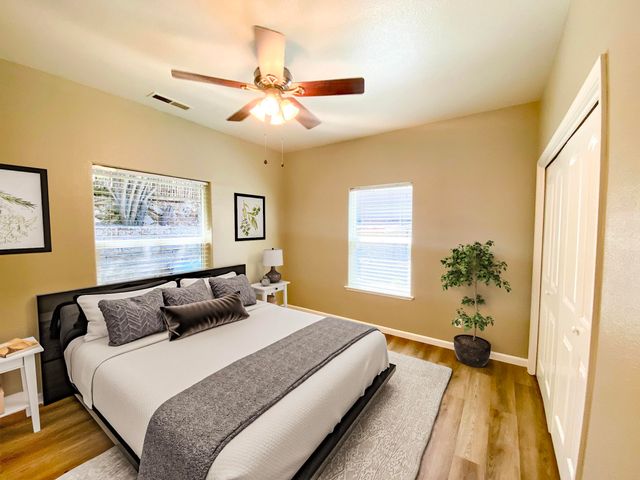 18197 Hammer Ln, Tuolumne, CA 95379