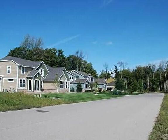 681 Madeira Drive, Traverse City, MI 49696