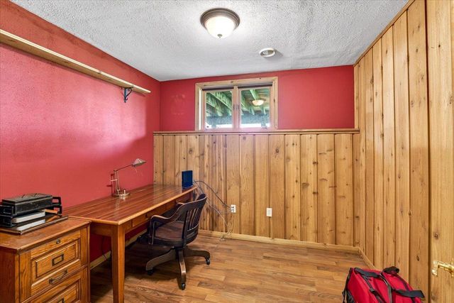 1205 Greenbrier Drive, Waunakee, WI 53597