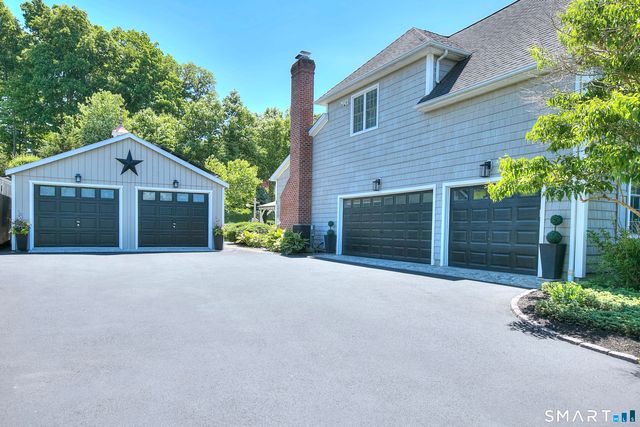 25 Block Farm Road, Monroe, CT 06468