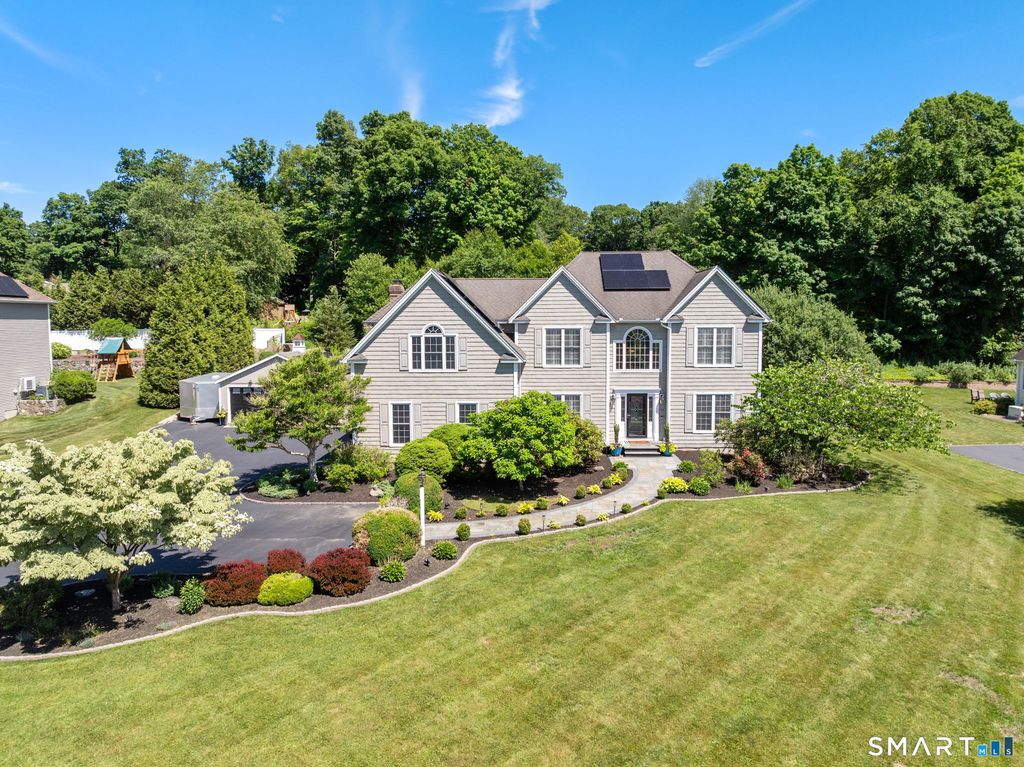 25 Block Farm Road, Monroe, CT 06468