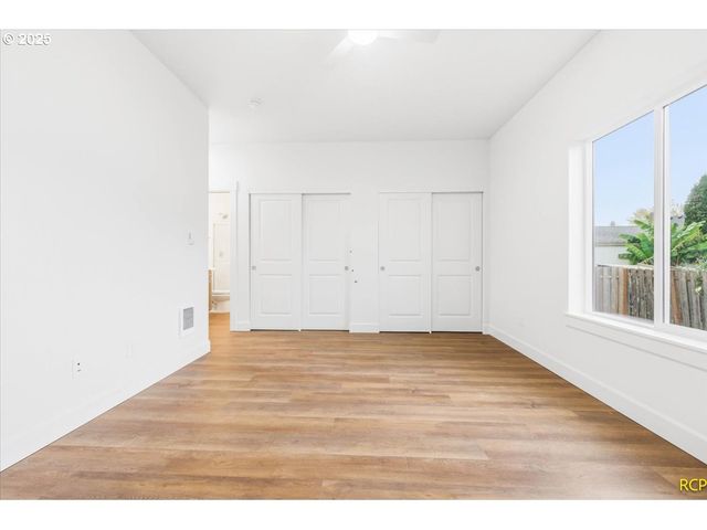 6915 N Smith St, Portland, OR 97203