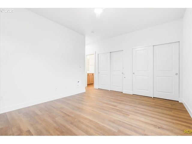 6915 N Smith St, Portland, OR 97203