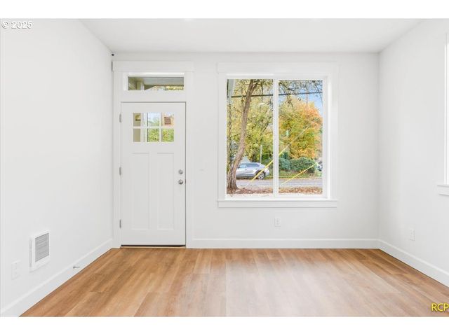 6915 N Smith St, Portland, OR 97203