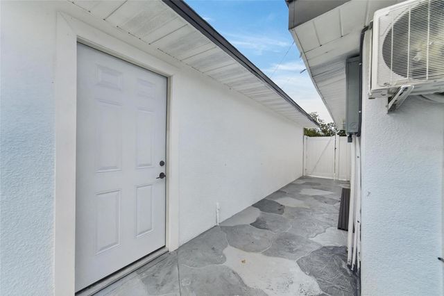 608 N ECHO DRIVE, Brandon, FL 33511