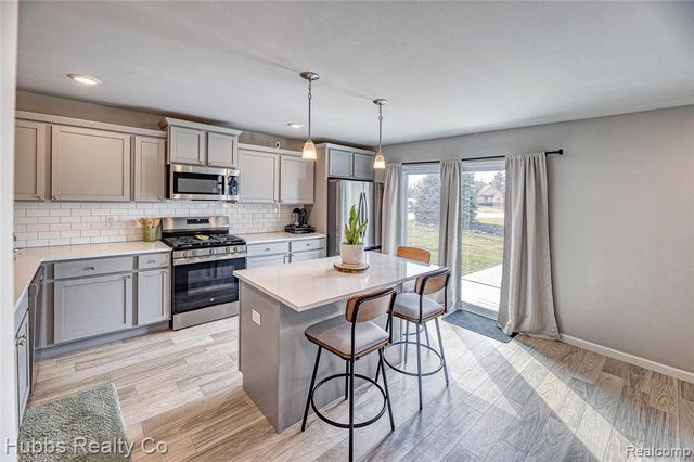 7340 Westminster Circle, Grand Blanc, MI 48439