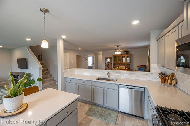 7340 Westminster Circle, Grand Blanc, MI 48439