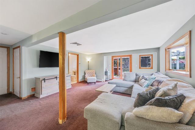 103 Stephen Road, Bayport, NY 11705