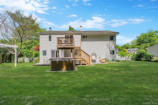 103 Stephen Road, Bayport, NY 11705