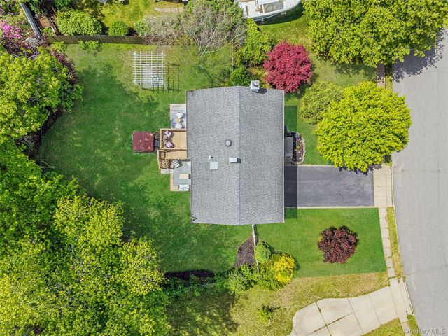 103 Stephen Road, Bayport, NY 11705