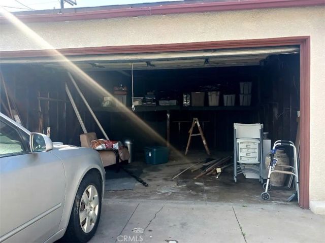 8715 S Van Ness, Inglewood, CA 90305