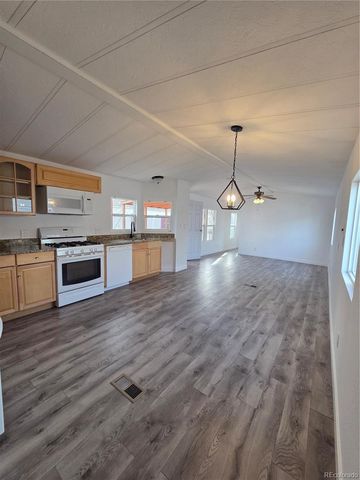 1560 E Street, Golden, CO 80401