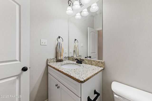 208 Meadowland Drive, Lafayette, LA 70507