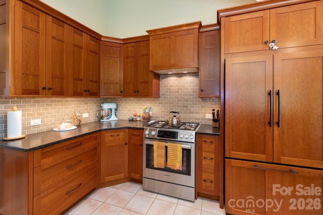29 Gardner Drive, Asheville, NC 28803