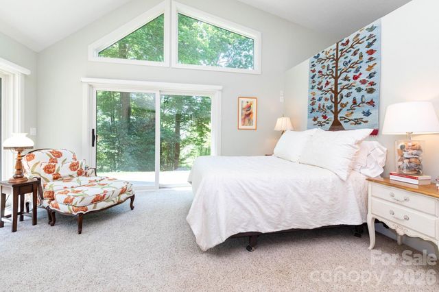 29 Gardner Drive, Asheville, NC 28803
