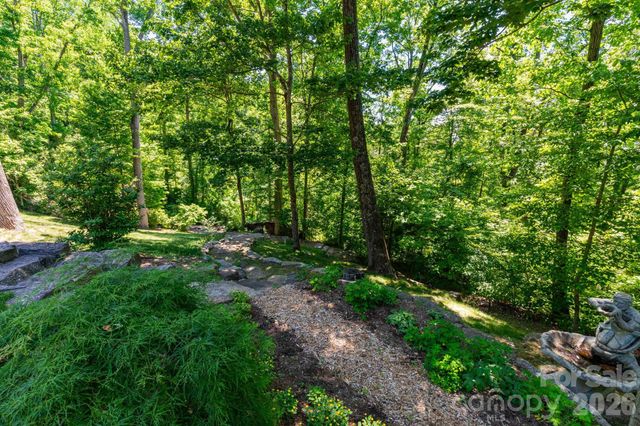 29 Gardner Drive, Asheville, NC 28803