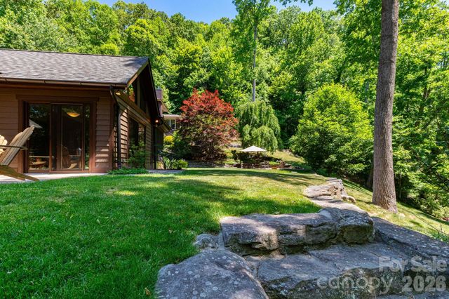 29 Gardner Drive, Asheville, NC 28803