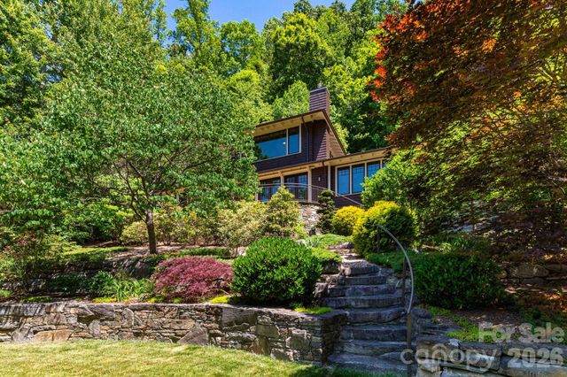 29 Gardner Drive, Asheville, NC 28803