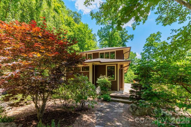 29 Gardner Drive, Asheville, NC 28803