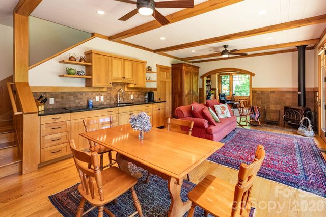 29 Gardner Drive, Asheville, NC 28803
