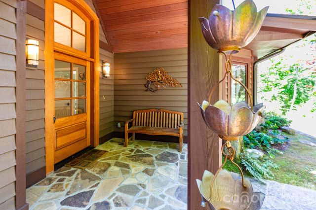 29 Gardner Drive, Asheville, NC 28803