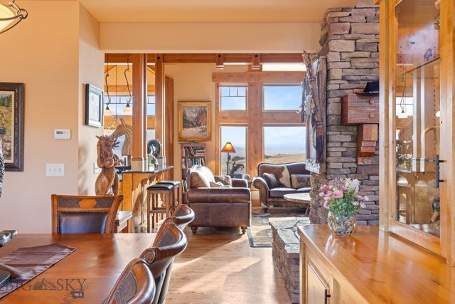 330 Yucca Pass Road, Manhattan, MT 59741