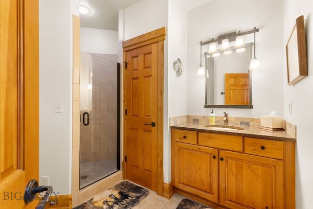 330 Yucca Pass Road, Manhattan, MT 59741