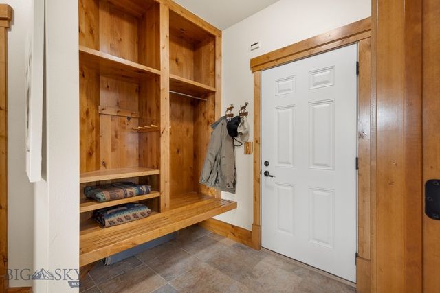 330 Yucca Pass Road, Manhattan, MT 59741