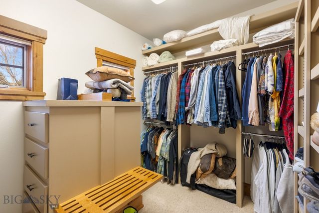 330 Yucca Pass Road, Manhattan, MT 59741