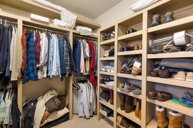 330 Yucca Pass Road, Manhattan, MT 59741