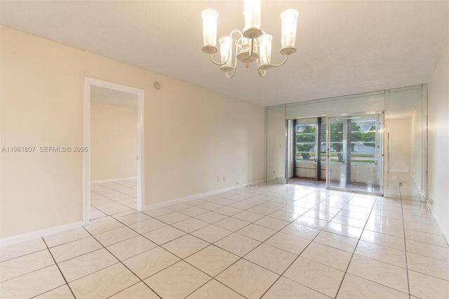 7877 Golf Cir Drive 108, Margate, FL 33063