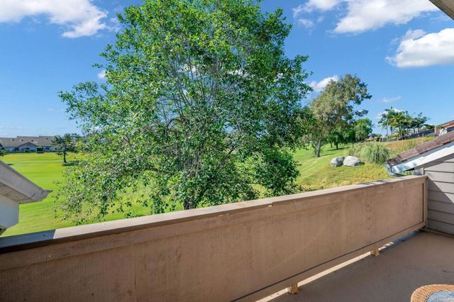 1091 Shadowridge Drive 118, Vista, CA 92081