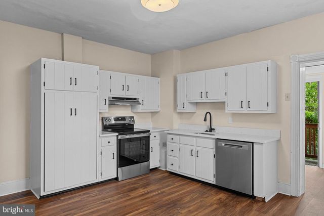 423 BRECKENRIDGE ST, Phoenixville, PA 19460