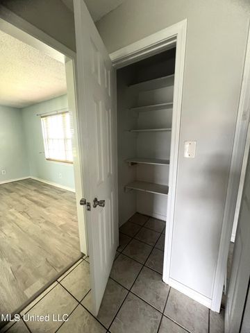 608 Kimberly Drive, D'iberville, MS 39540