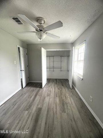 608 Kimberly Drive, D'iberville, MS 39540