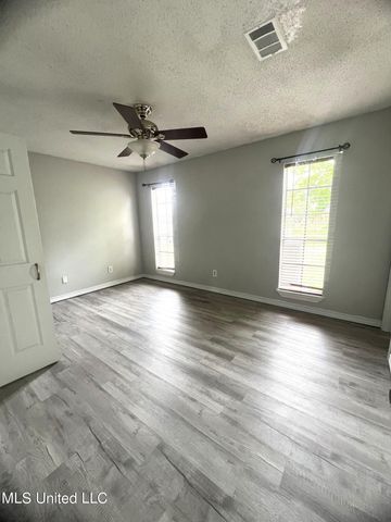 608 Kimberly Drive, D'iberville, MS 39540