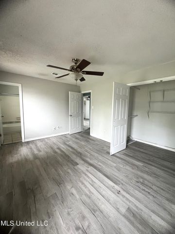 608 Kimberly Drive, D'iberville, MS 39540