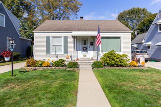 24716 Ross Street, Dearborn, MI 48124