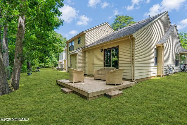 220 Azalea Circle, Jackson, NJ 08527