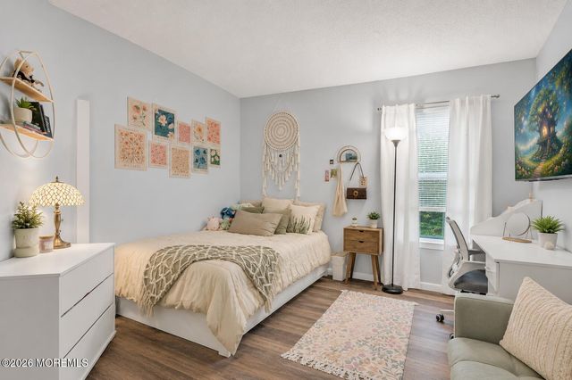 220 Azalea Circle, Jackson, NJ 08527