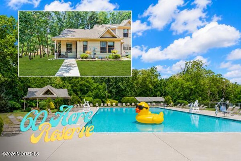 220 Azalea Circle, Jackson, NJ 08527