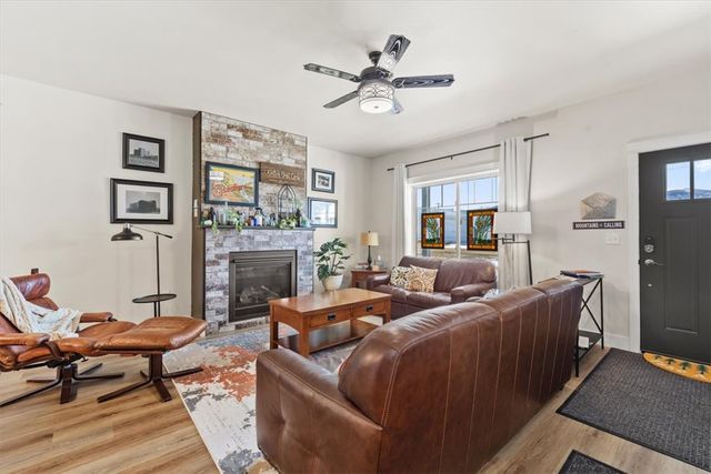 914 Haggin Ave North, Red Lodge, MT 59068