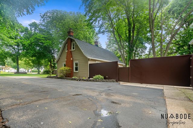 310 Bellevue Street SE, Wyoming, MI 49548