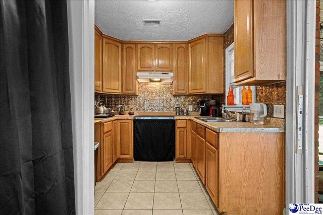 1455 Waverly Ave, Florence, SC 29501