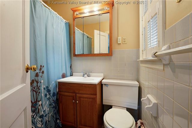 6551 Roosevelt Avenue, Charleston, WV 25304